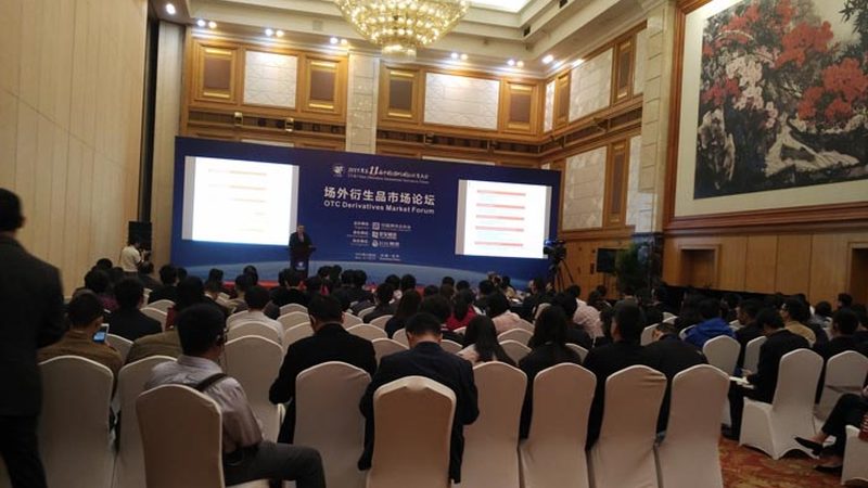 叉车证与挖掘机证：两者差异与选择指南
